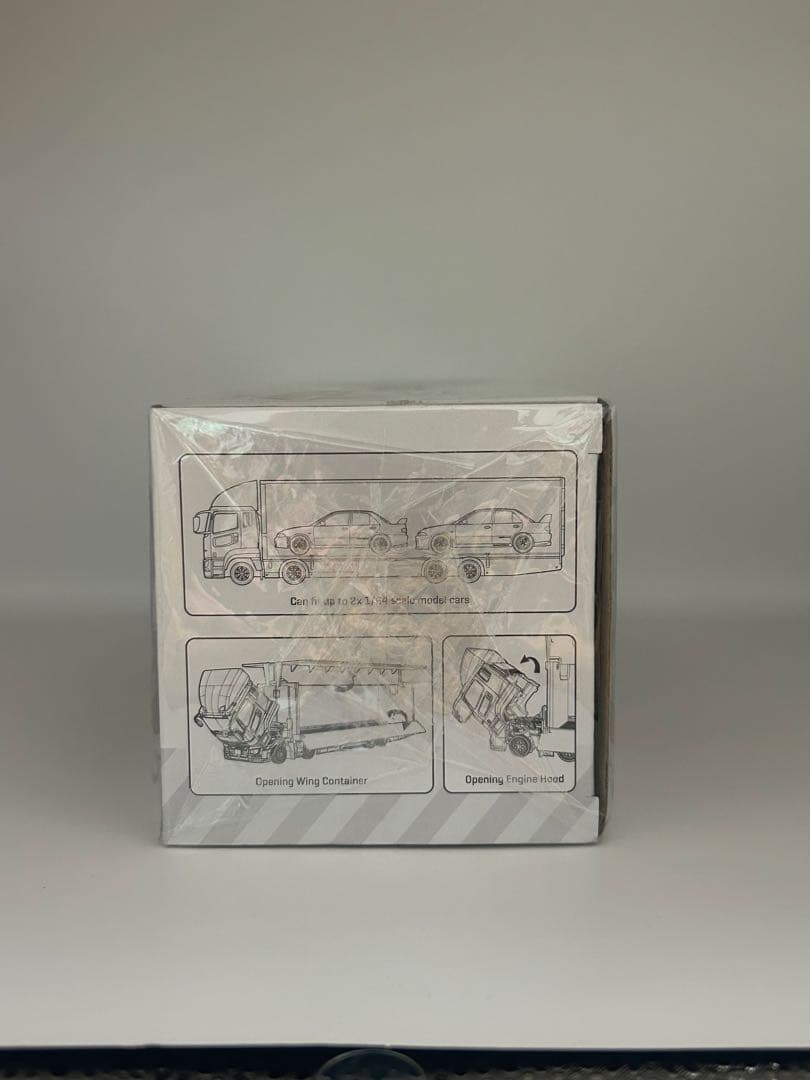 【新品】1/64 Mitsubishi Fuso EVA トラック ミニカー