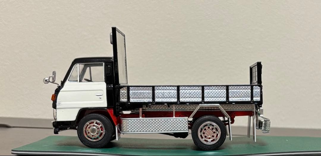 デコトラプラモデル フジミ マニ割 1/32 Vキャンター 完成品