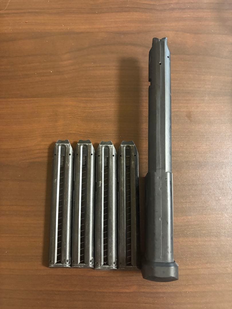 東京マルイ グロック18C 電動ハンドガン レール　マガジン付