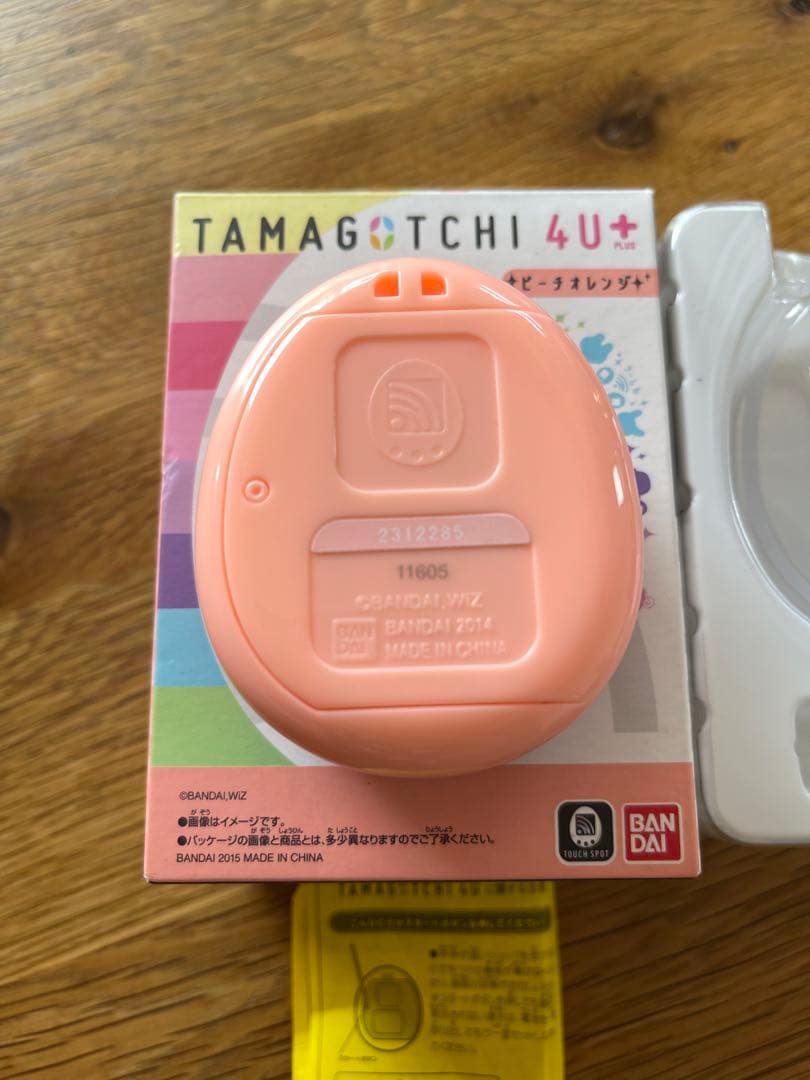 TAMAGOTCHI 4U＋ バンダイ ピーチオレンジ Tamagotchi 4U + Orange