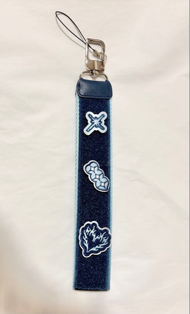 ENHYPEN WALK THE LINE マルチストラップ ヒスン - メルカリ