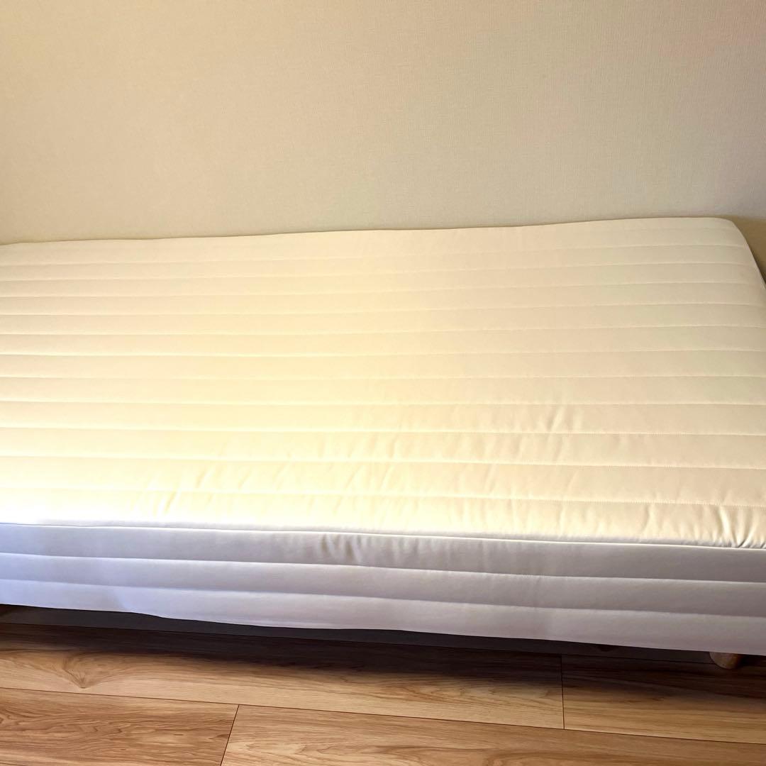 無印良品　脚付きマットレス　シングルベッド
