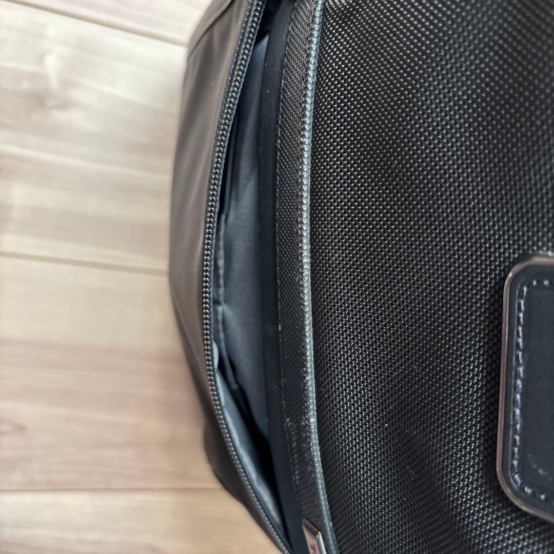 TUMI ALPHA3スリムエクスパンダブルバッグパック黒