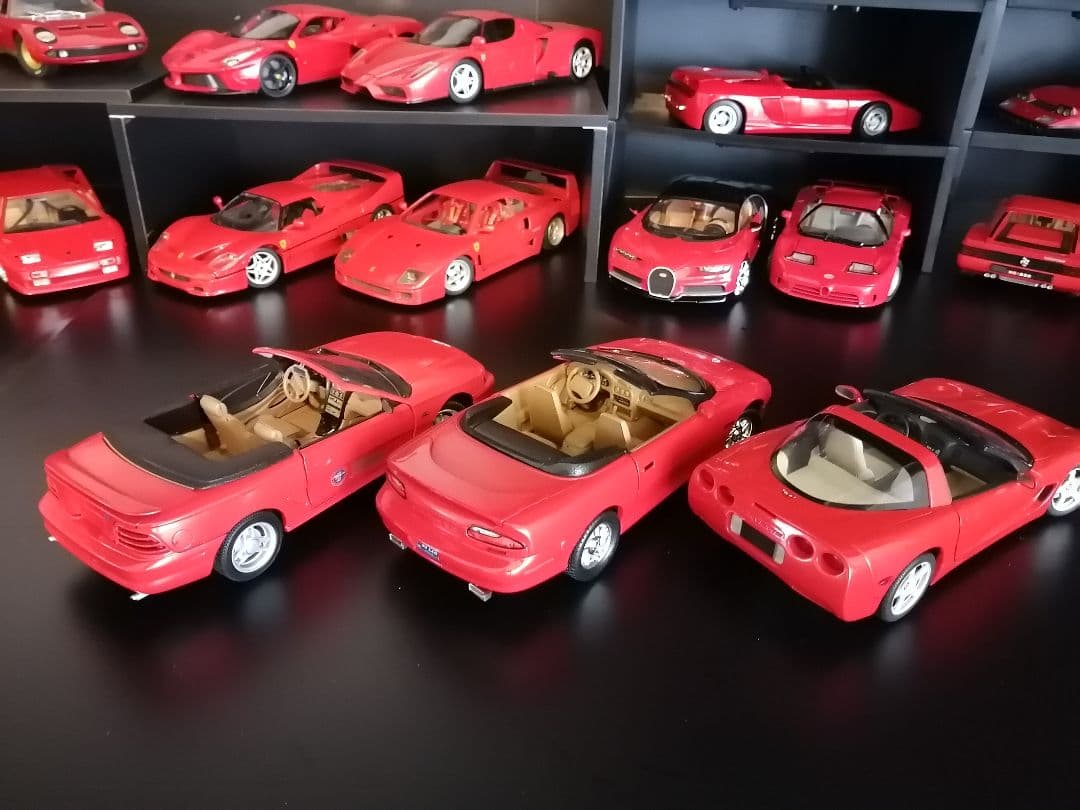 【 完 売 御 礼 】✨1/18 ✨カマロ・コルベット・マスタング ✨