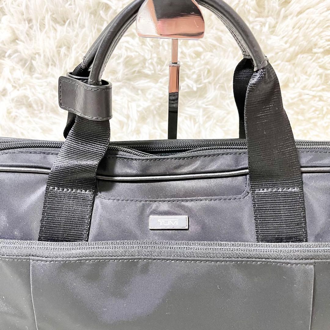 ✨極美品✨TUMI ブリーフケース　ビジネスバッグ 2way A4可能　ブラック