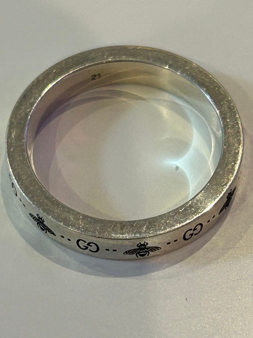 GUCCI シルバーリング 蜂のモチーフ　サイズ21