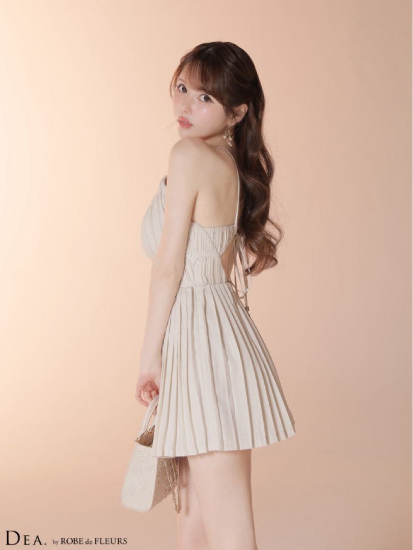 プリーツホルターネックティアードフレア(DE4628)
