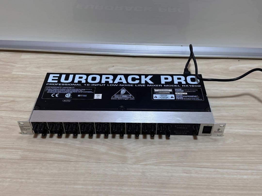 Eurorack Pro RX1602 ラインミキサー