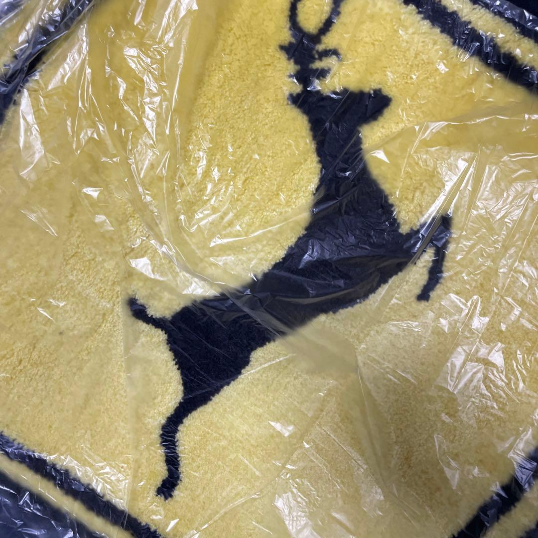 B Sign Rug Yellow ¥ellow Bucks イエローバックス - メルカリ