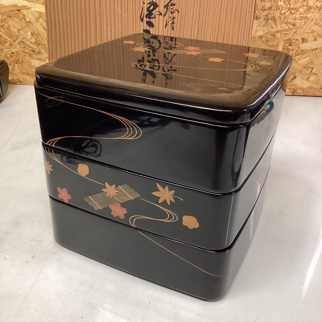 輪島塗 三段重台付 漆塗装 3段お重箱 天然木 工芸品
