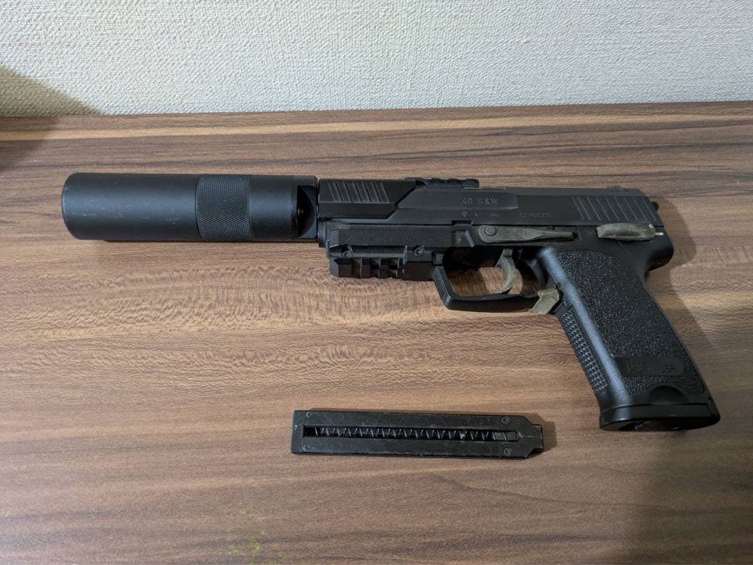 ア*よ様 東京マルイH&K USP 電動ガン　他パーツ多数