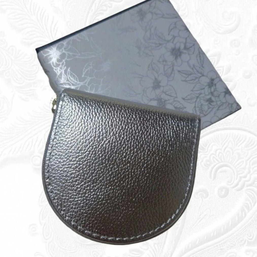 皇居 限定 馬蹄型 小銭入 銀色 本革 財布 レザー ケース シルバー