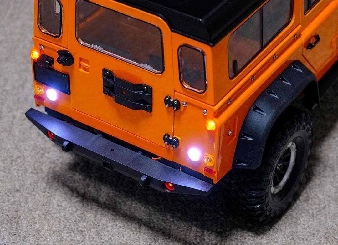 ★限定値下中★YK4104 4WD ラジコンカー LEDランプセット装着済