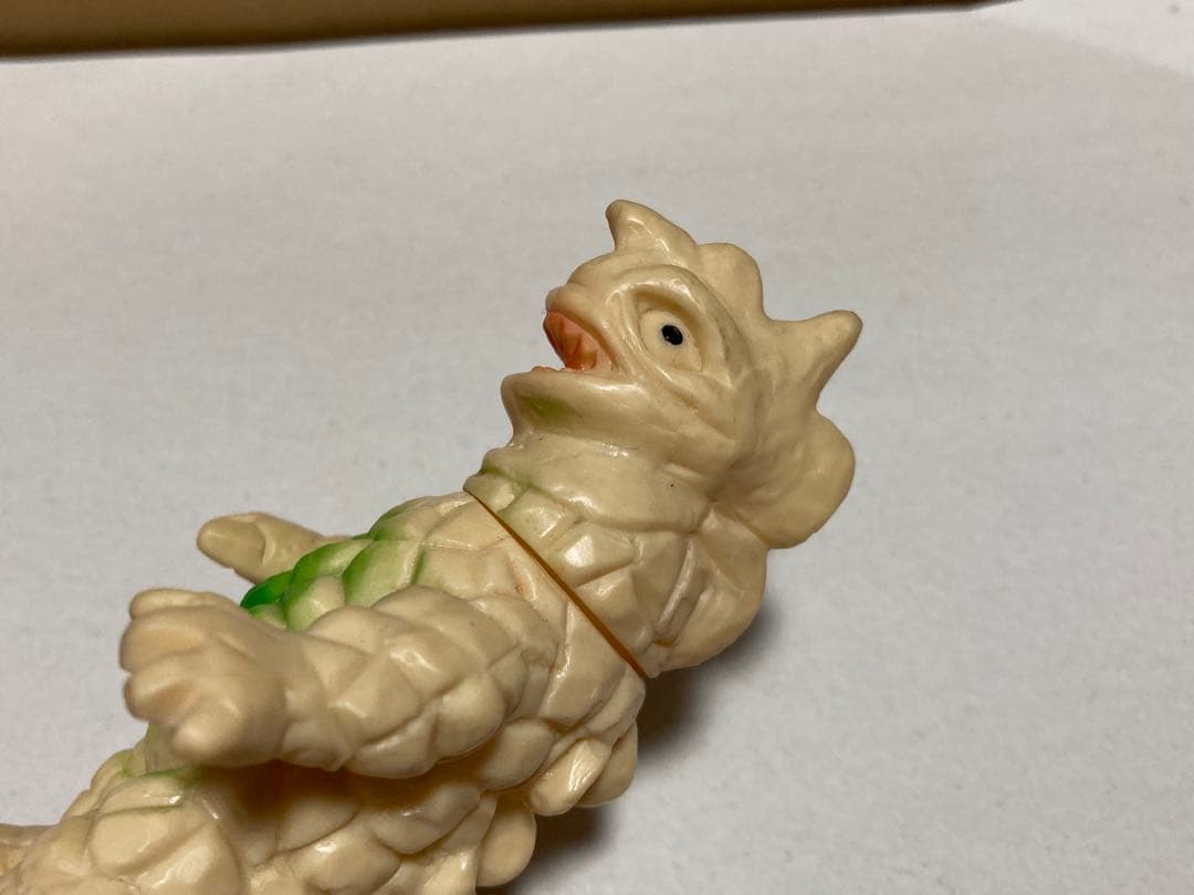 ゴルパゴス ブルマァク ミニサイズ 約10センチ ウルトラマン