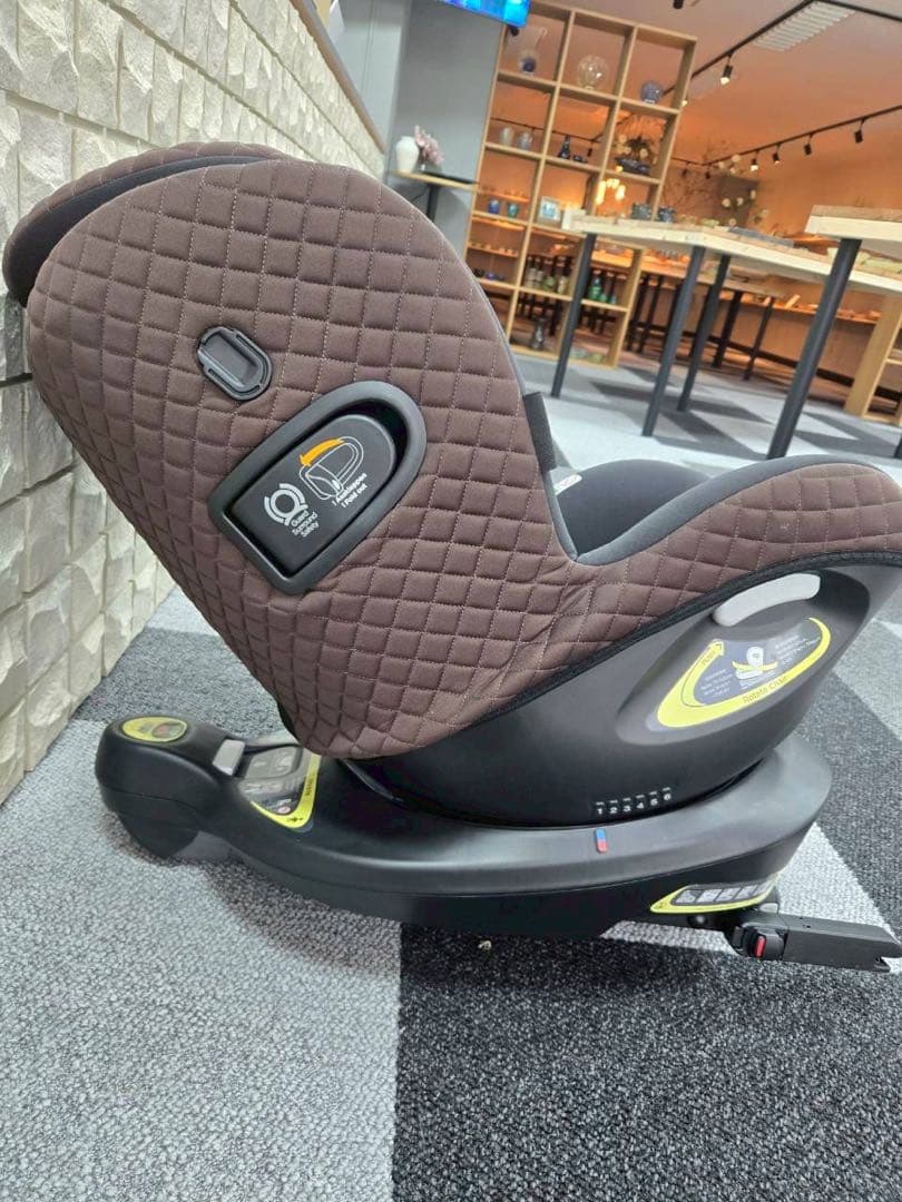 【Joie】 ISOFIX i-Arc360 ヴィンテージブラウンカラー