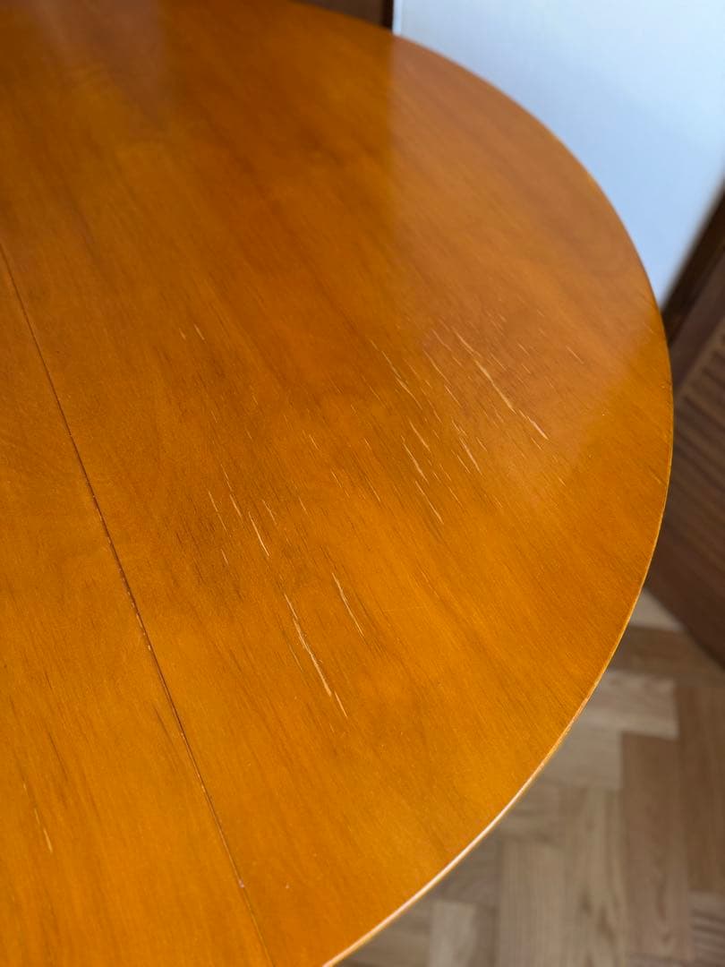 希少！　ケース・ブラークマン ダイニングテーブル 直径104.5cm