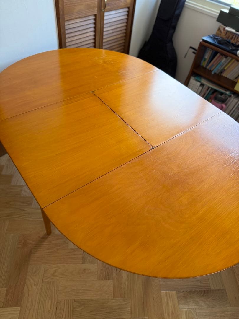 希少！　ケース・ブラークマン ダイニングテーブル 直径104.5cm