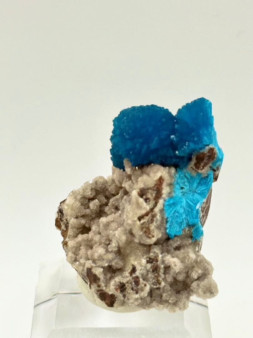 カバンサイト 原石 鉱物標本 天然石 ペンタゴナイト ゼオライト