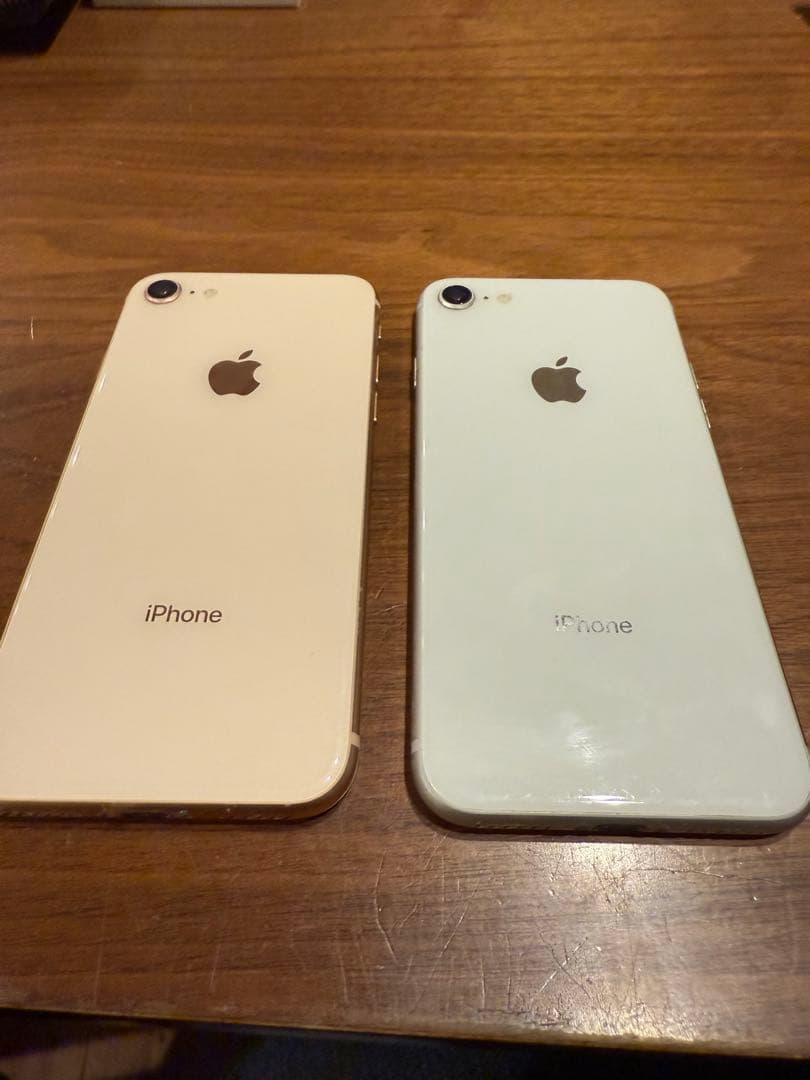 iPhone 8 SIMフリー 画面割れ ジャンク 2台