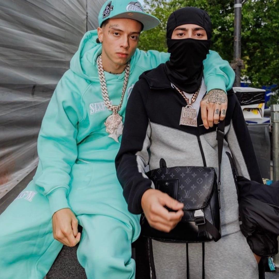 即日発送　新品未使用　sixpm true religion セットアップ