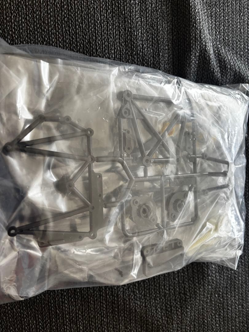 タミヤ　Cカーシャシーキット（新品未組立、一部パーツ無し）