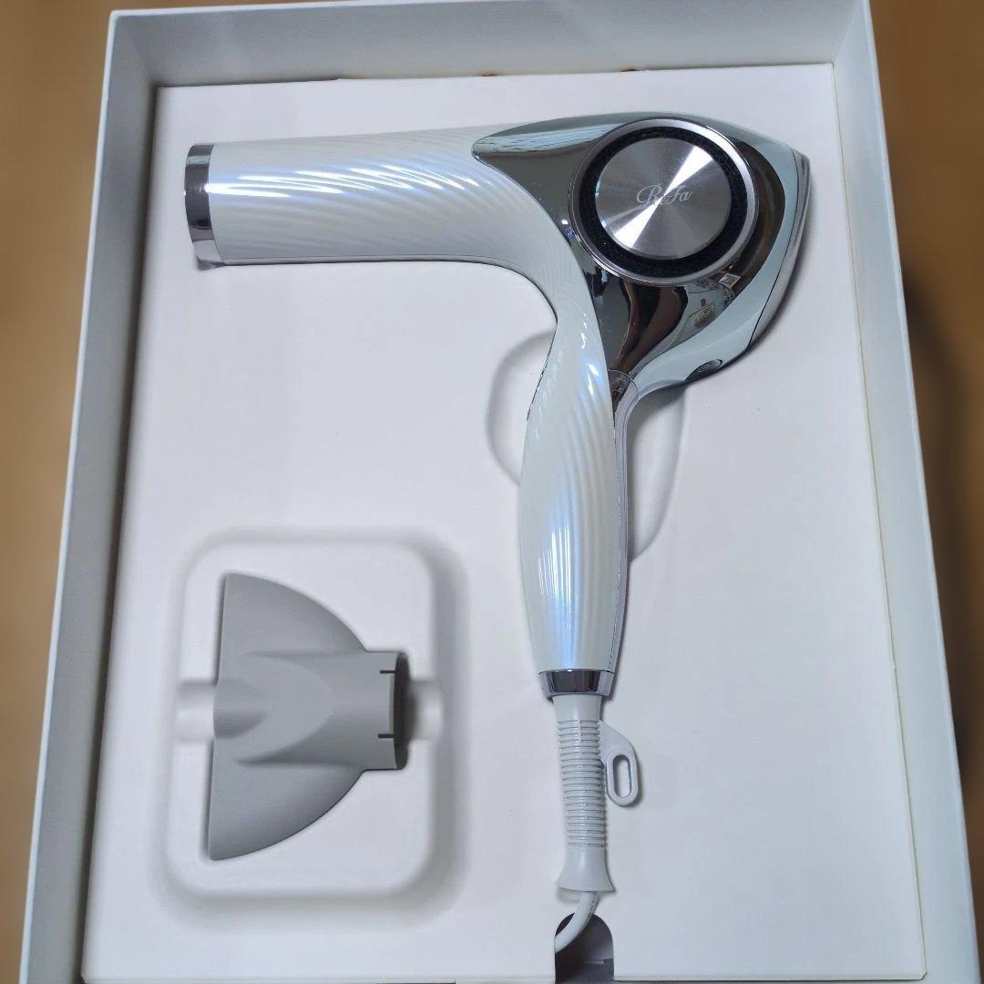 リファビューテック　ドライヤープロ　2022年製