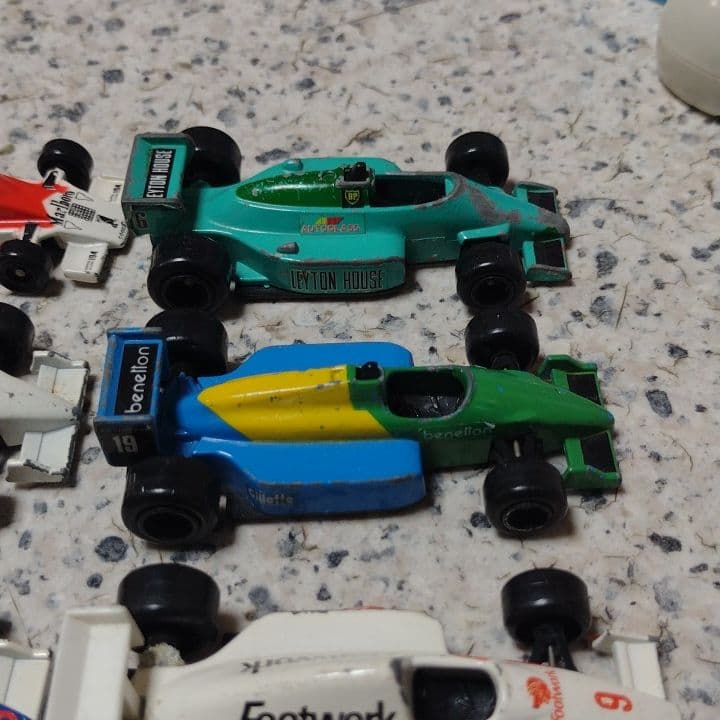 トミカ　F1シリーズ　８台　中古品
