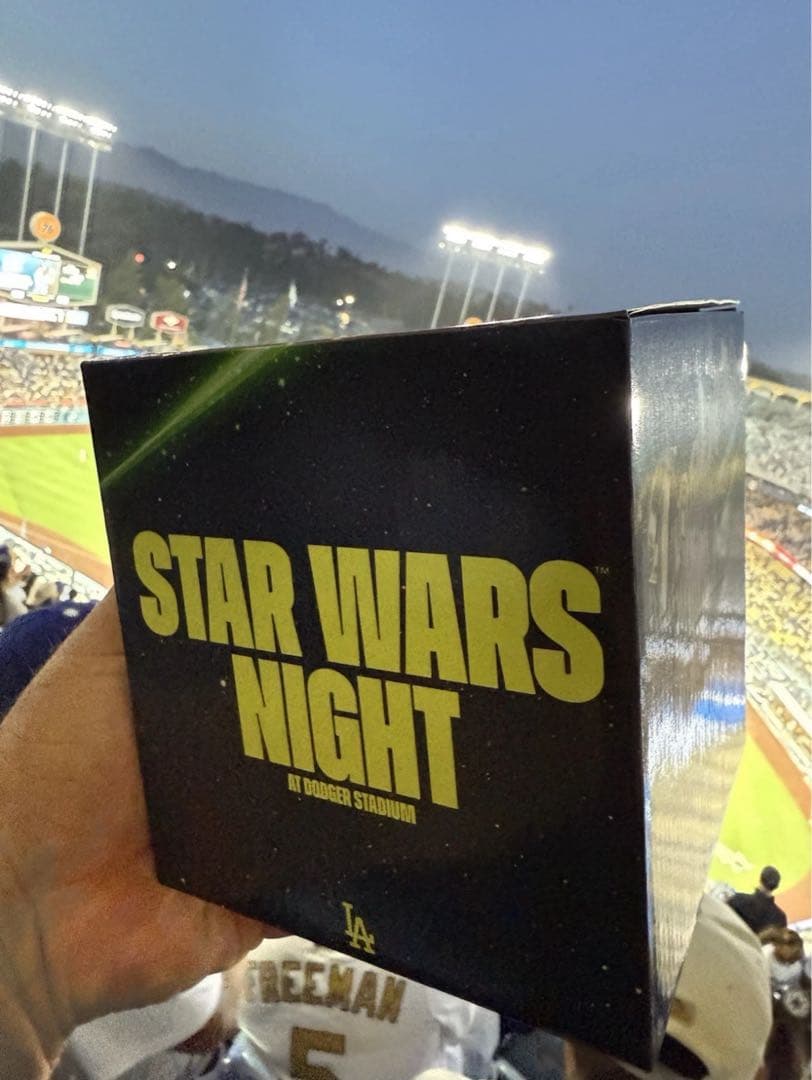 【激レア】ドジャース 球場配布 スターウォーズ ナイト デススター 2025