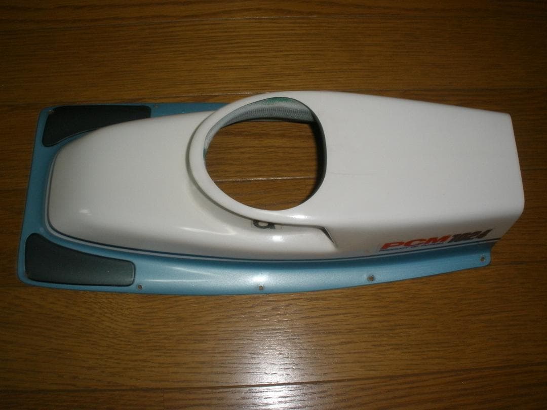 ラジコンヘリコプター　ジェットレンジャー　グラスボディ（脚付き）　ヒラモリ製