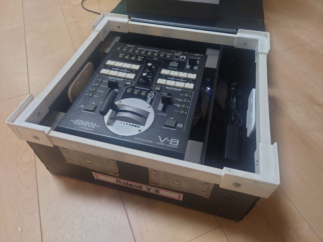 15 ROLAND ローランド / ビデオミキサー V-8 EDIROL V-8 ビデオ