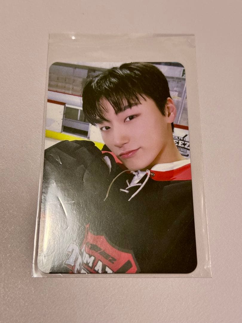 ATEEZ アチズ ペンミ 入場特典トレカ ユニフォーム サン - メルカリ