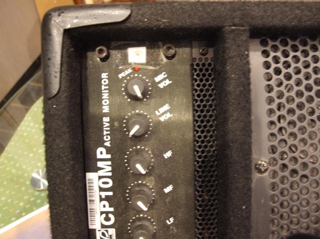 （２）Classic Pro クラシックプロ CP10MP パワードスピーカー