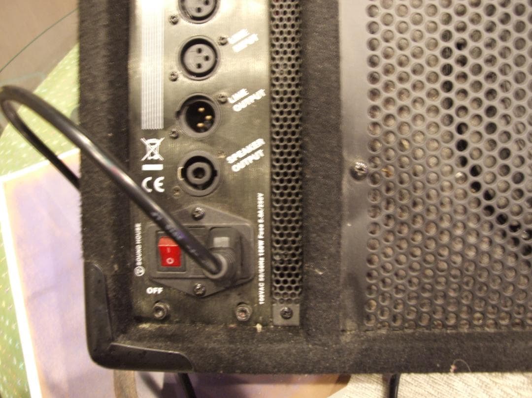 （２）Classic Pro クラシックプロ CP10MP パワードスピーカー