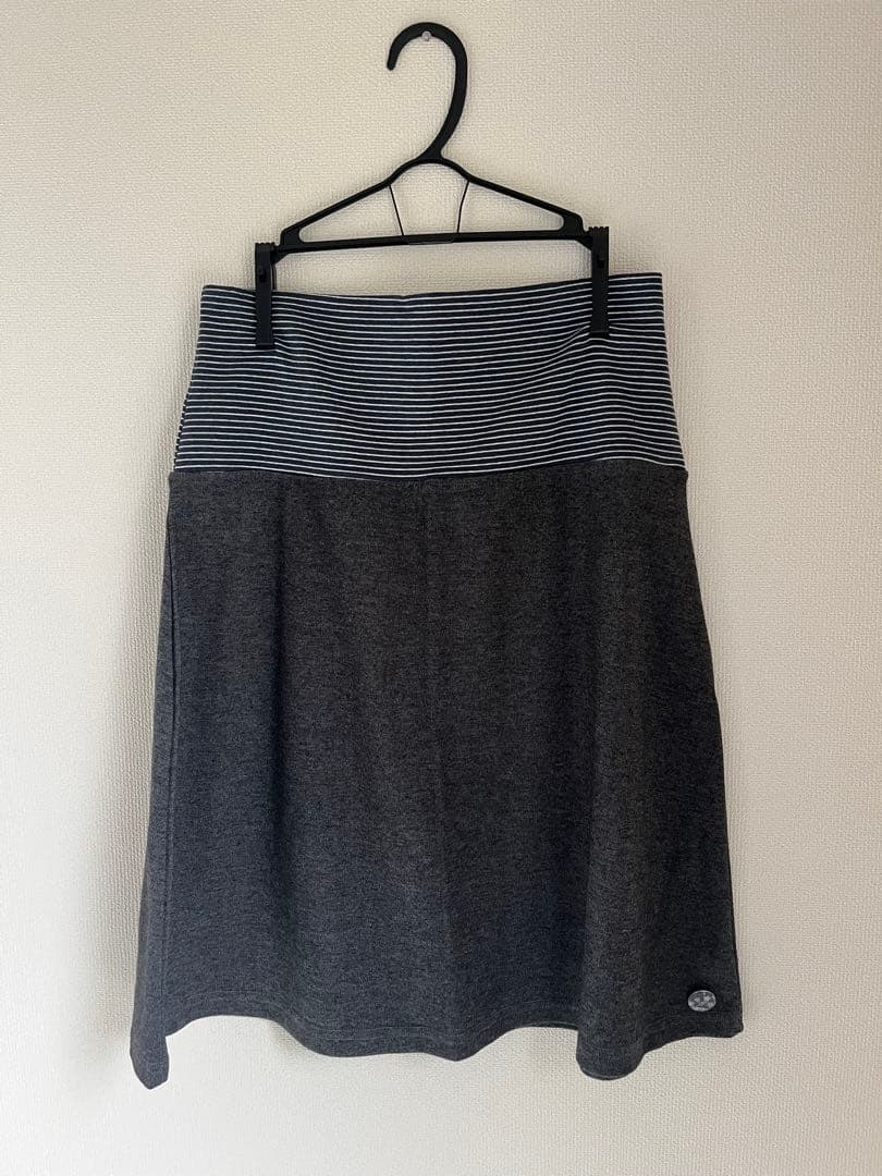 新品未使用！　COYSEIO スカート　STRIPE SKIRT ダークグレー