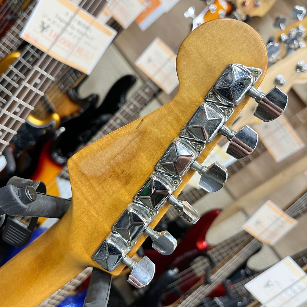 【11098】 Squier Stratocaster Red