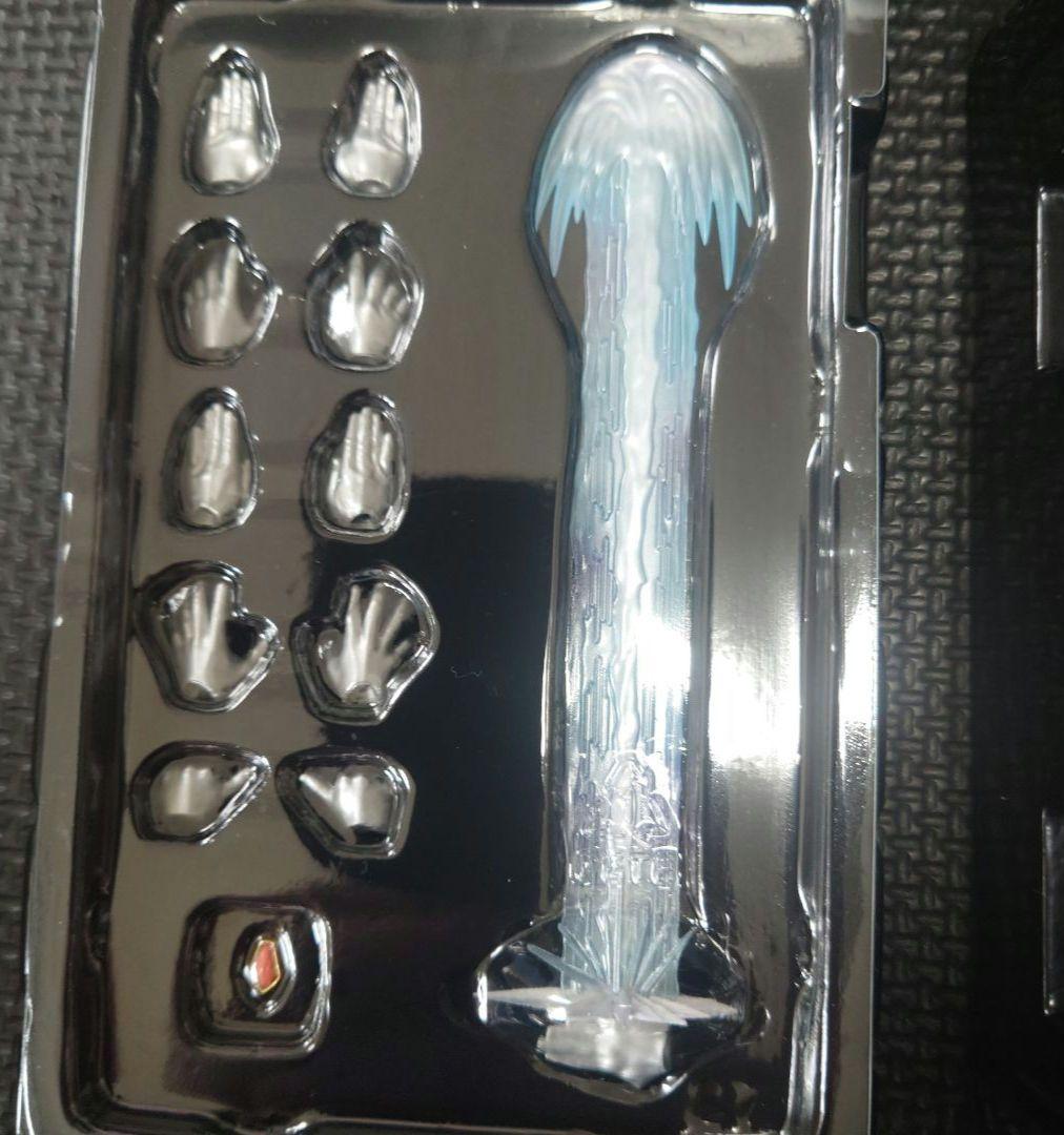 新品未使用SHFiguarts 真骨頂ウルトラマンダイナ フラッシュタイプ