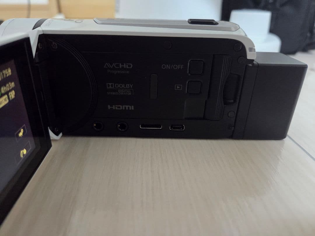 Canon デジタルビデオカメラ ホワイトIVISHFR42WH