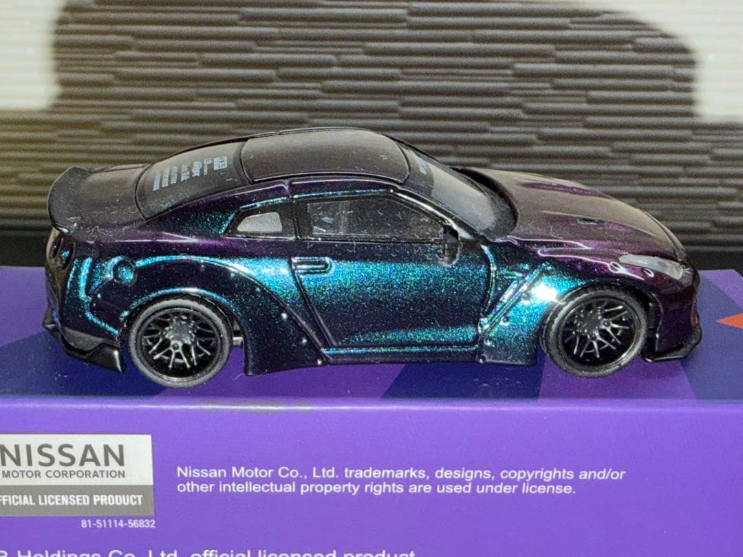 ミニカー MINI GT LB WORKS NISSAN GT-R R35 purple