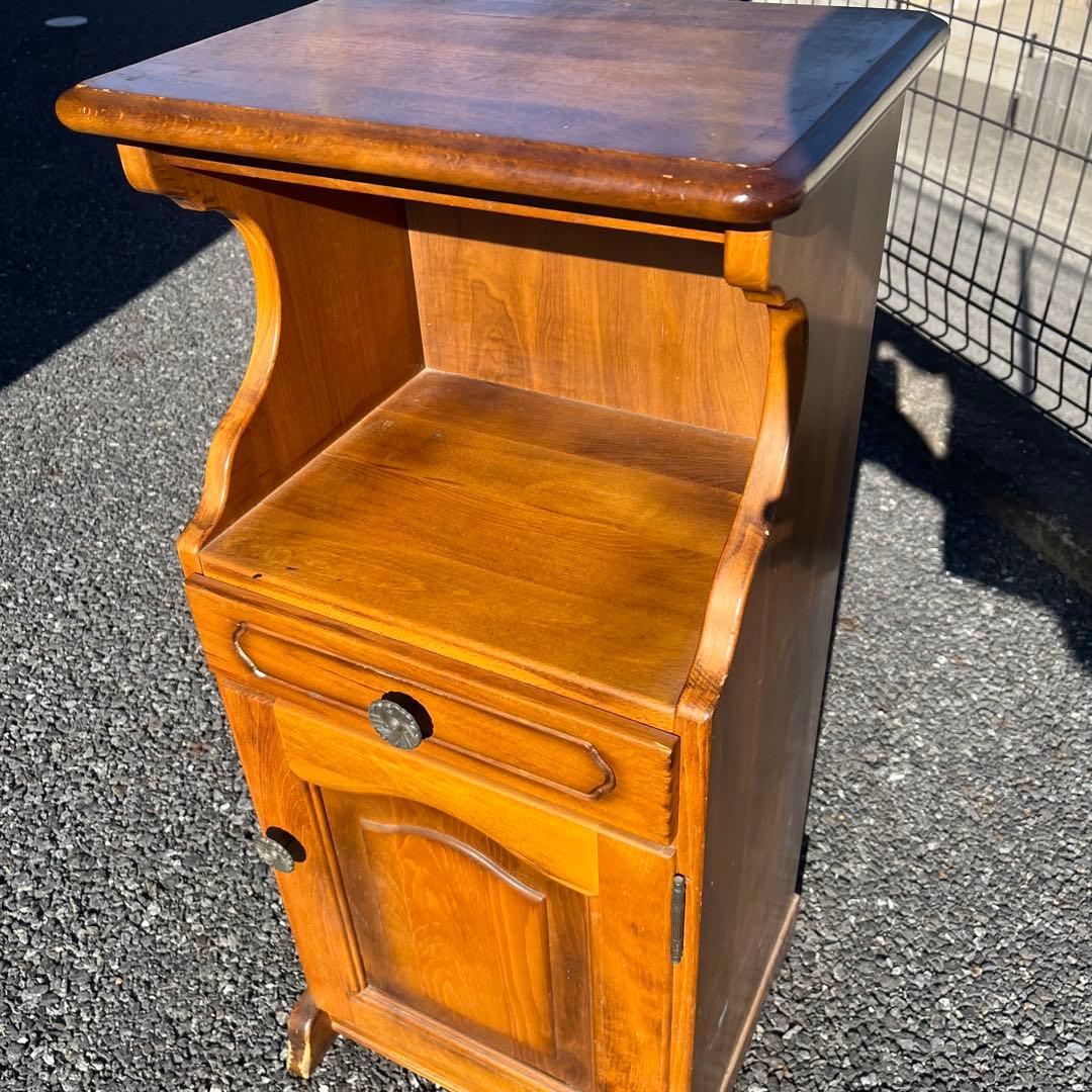 ☆karimoku☆ カリモク コロニアル 電話台 キャビネット｜高級木製家具