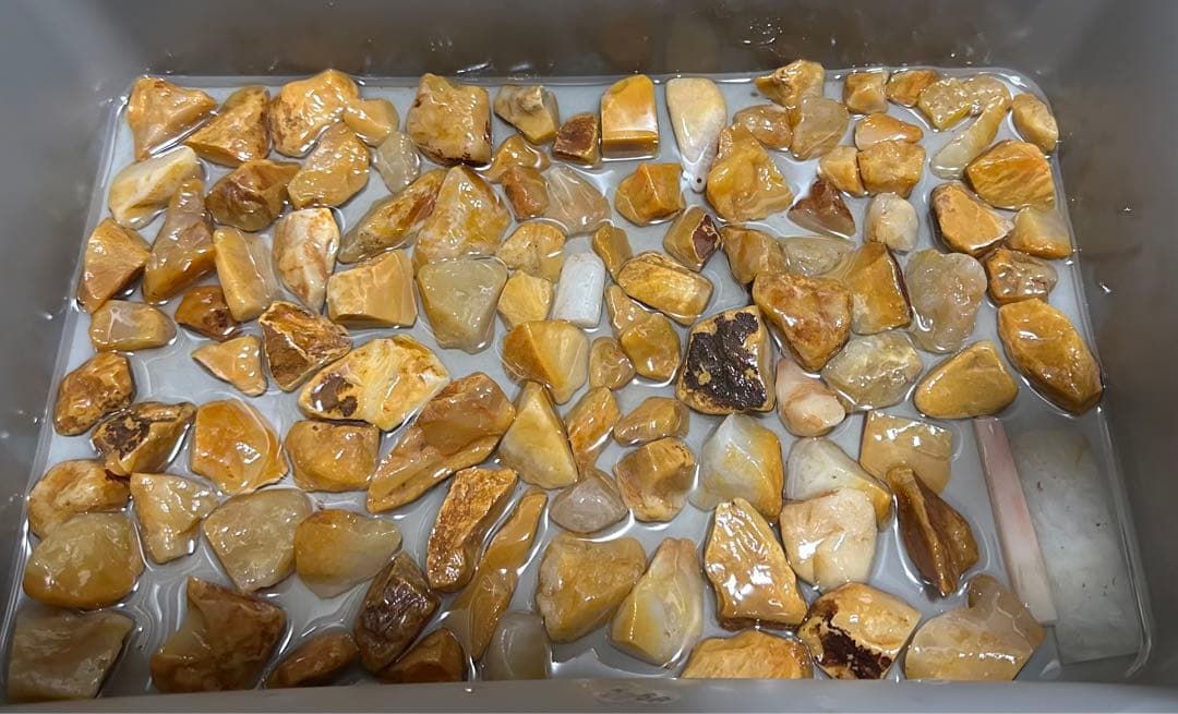 200個➕80個おまけ付き‼️田黄石皮付原石 篆刻 印材 印石