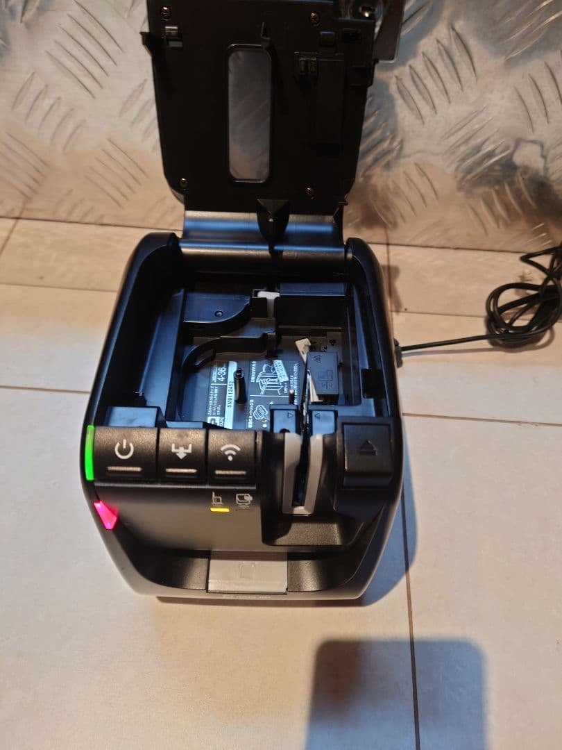 TEPRA SR5900P ラベルプリンター 6色テープ付き