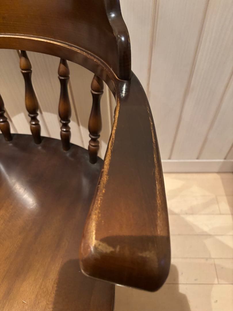 キツツキマークチェア