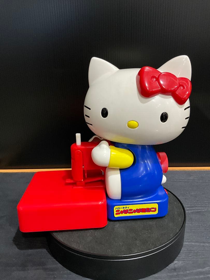 ハローキティ ニャンニャンミシン ミニミシン 安全カバー付き