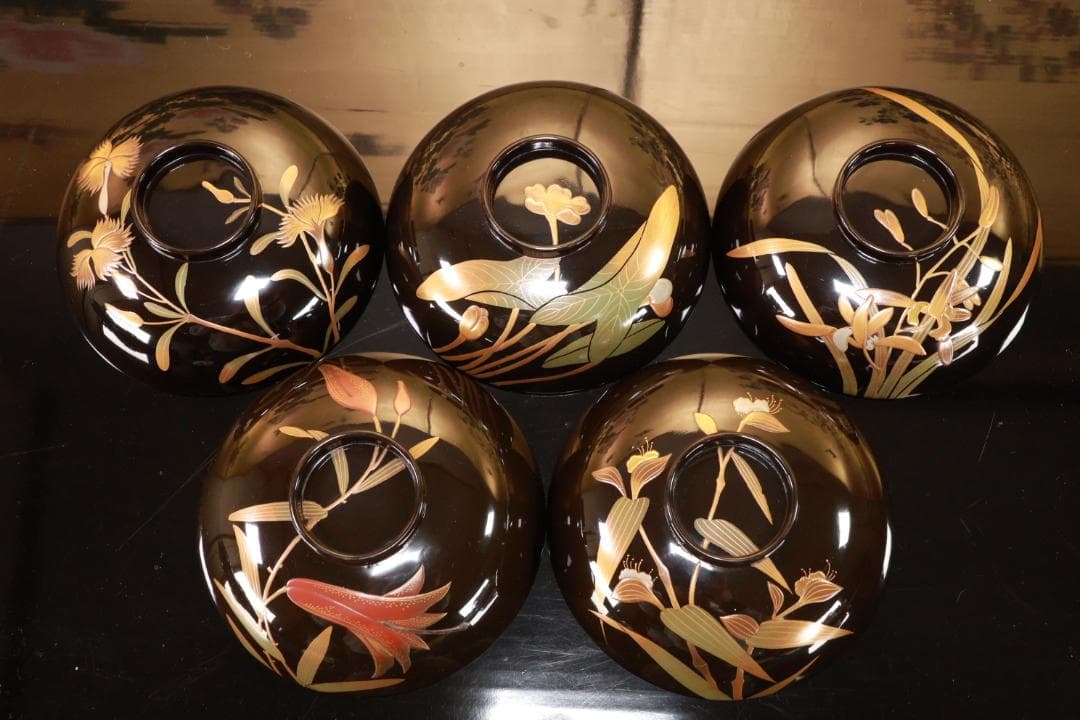 Akiko　輪島塗　図替わり　草花蒔絵　吸物椀　五客　木製　BJ118