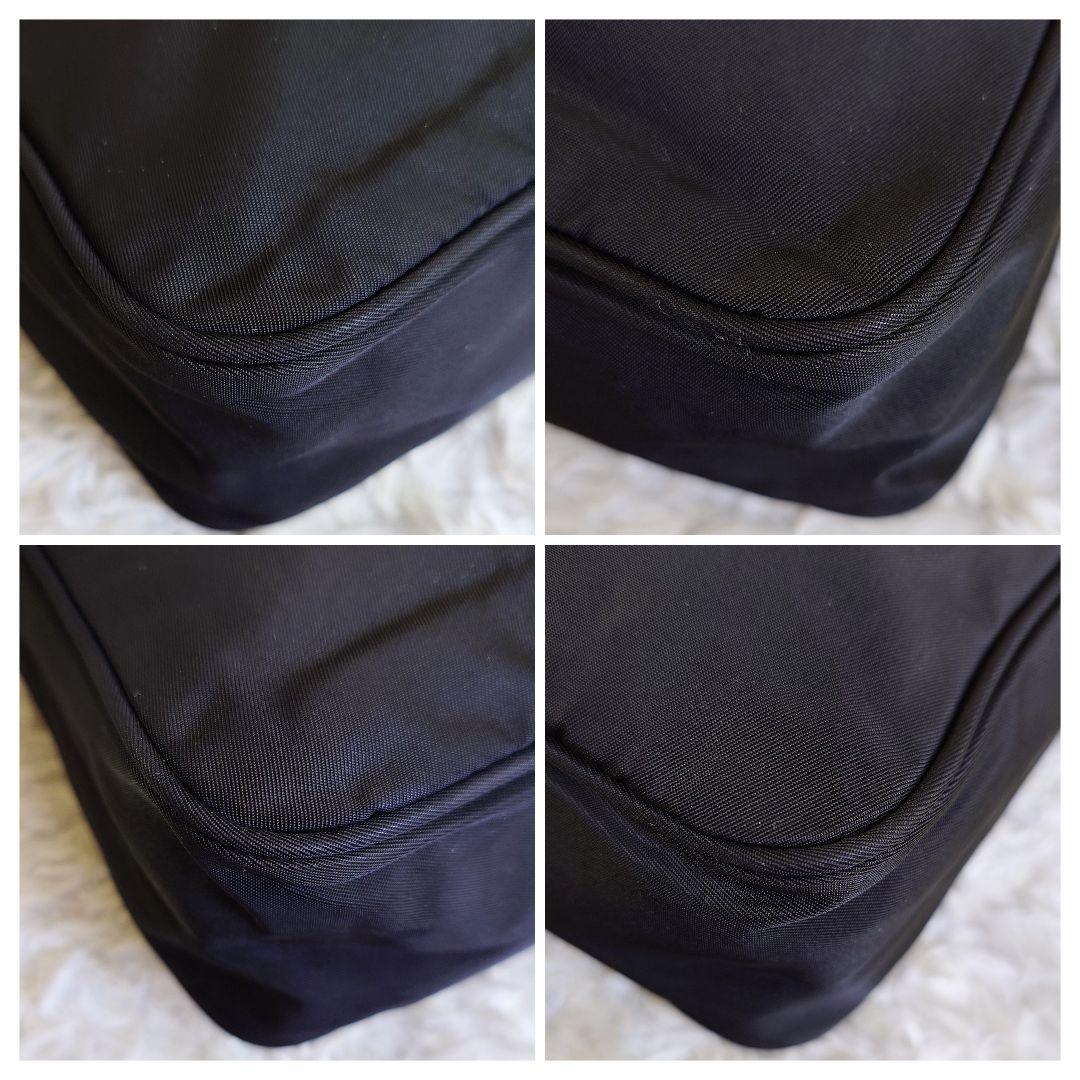 プラダ アクセサリーポーチ ミニハンドバッグ 三角ロゴ ブラック レディース