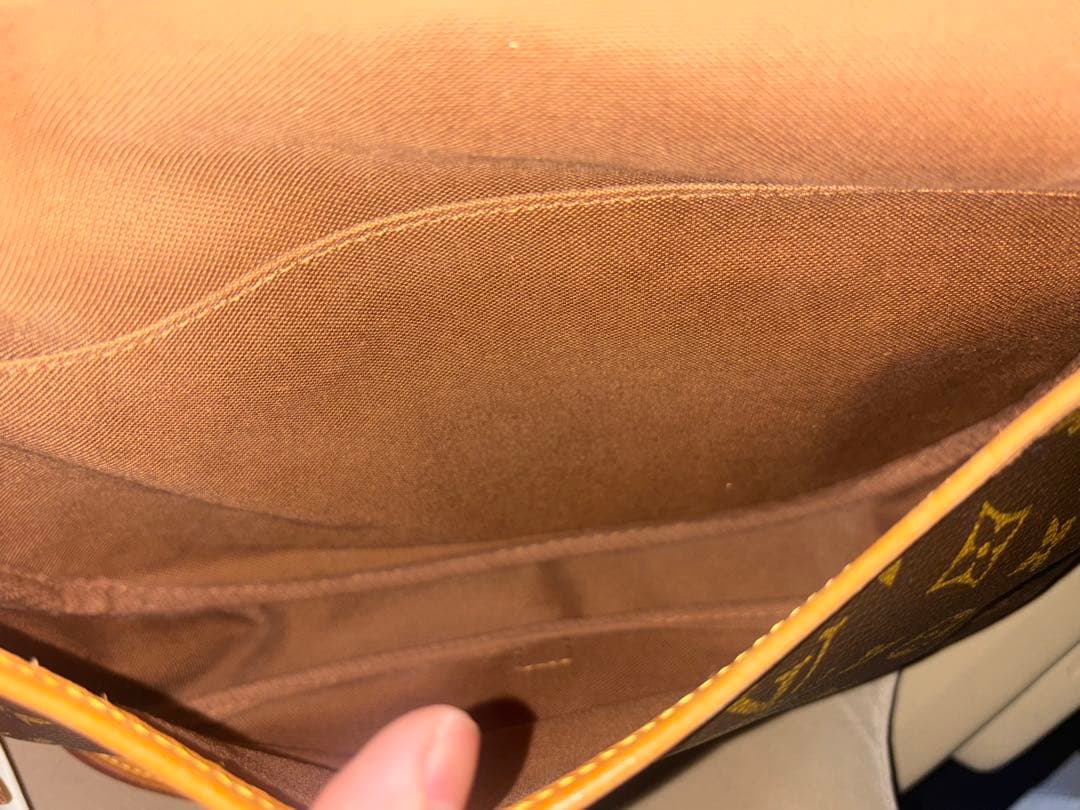 Louis Vuitton ルイヴィトン　ソミュール30 モノグラム 美品