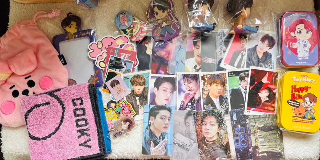 BTS グッズ まとめ売り 公式トレカあり⭐️ - メルカリ