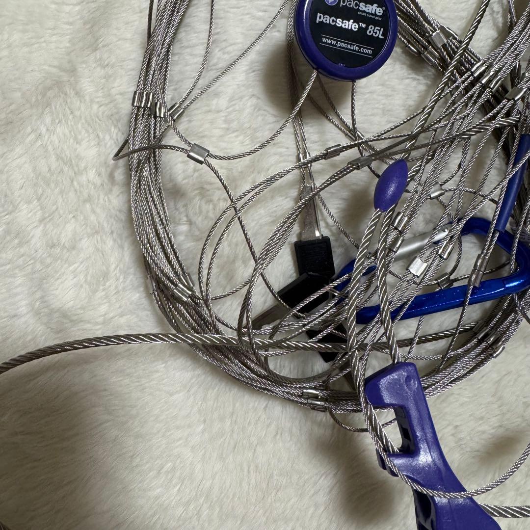 未使用品 PACSAFE パックセーフ 55-85L ワイヤーロック