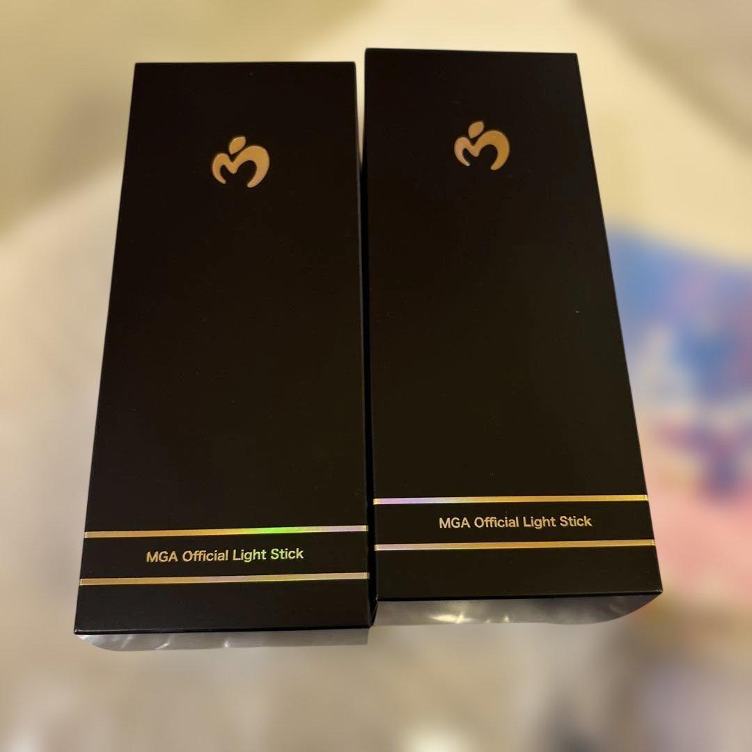 MGA Official Light Stick 2本　ミセス　バベル　ライト