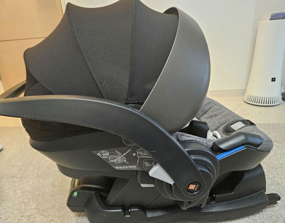 ストッケ イージーゴー モジュラー　チャイルドシート